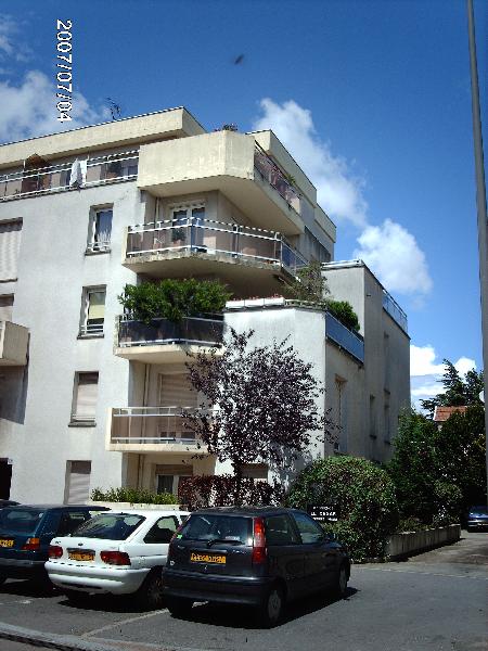 Dijon extérieur César parking