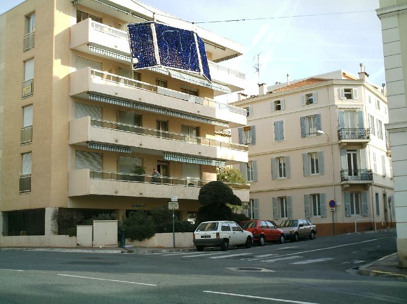 Cannes extérieur Château Vert